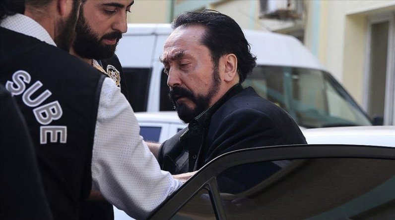 Adnan Oktar silahlı suç örgütünün "güncel yapılanması"  davasının mahkemesi değişti